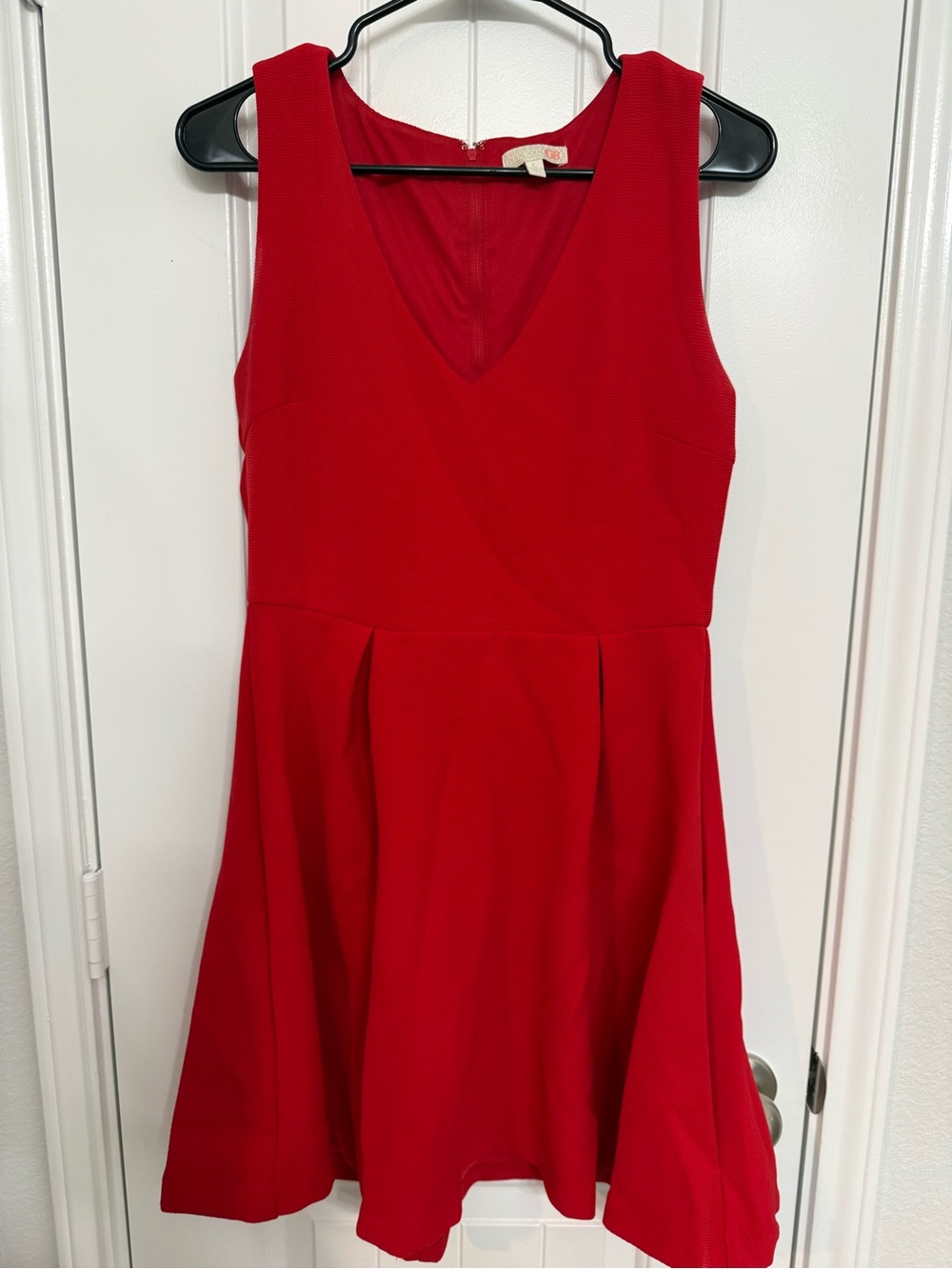 Gianni Bini Red V-Neck Sleeveless Fit-and-Flare Mini Dress